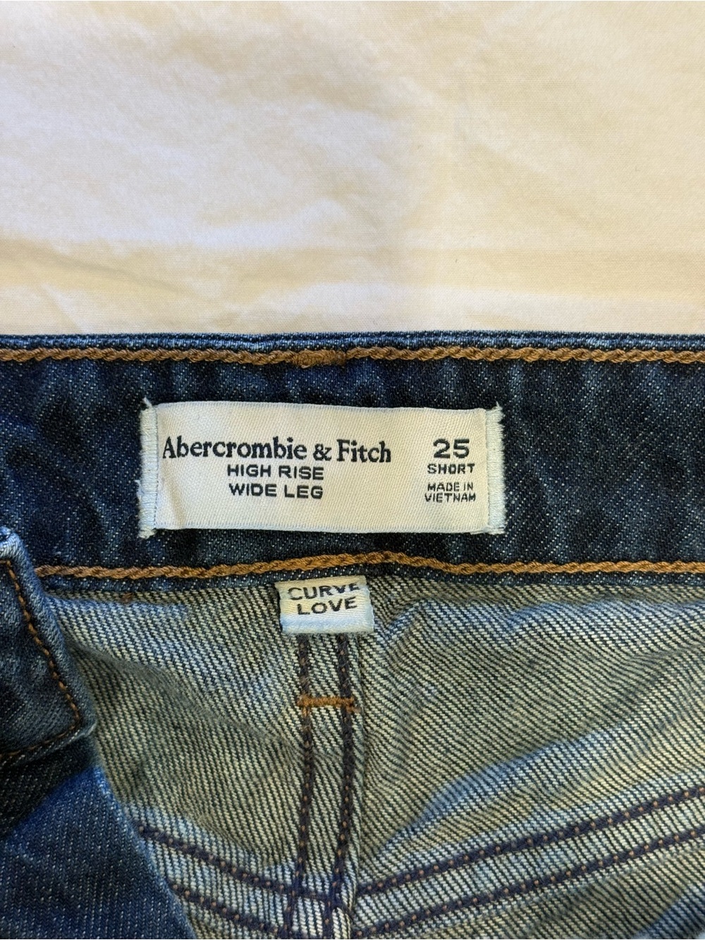Abercrombie & Fitch Curve Love High Rise Wide Leg Dark Denim Jean 25/0 Short - Picture 5 of 9